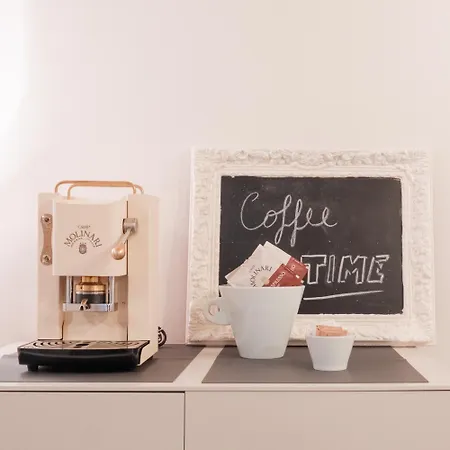 아파트 Molinari House Perla - Moderna In Centro - Free Ztl